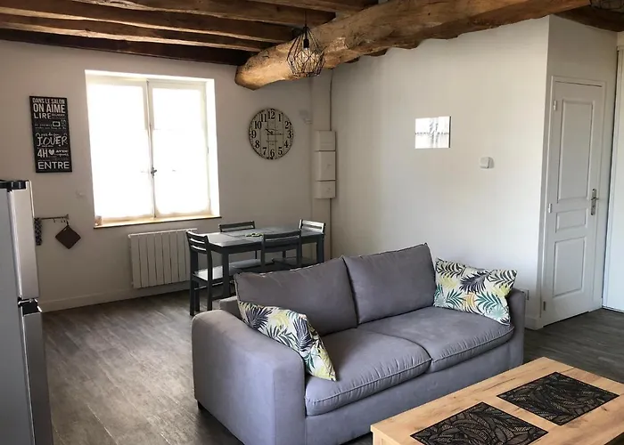 Coeur Du Centre Historique De Beaugency