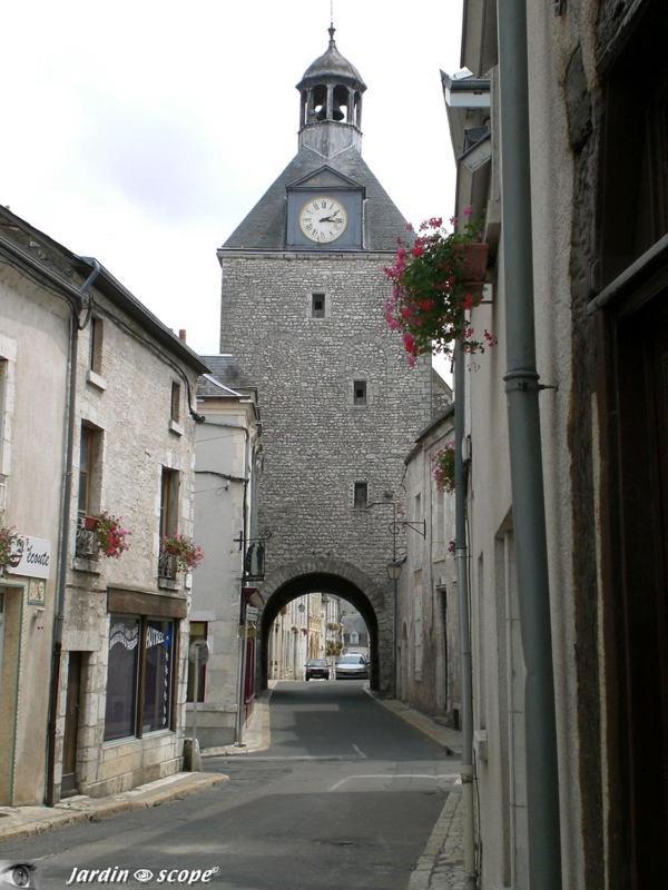 Apartment Coeur Du Centre Historique De Beaugency